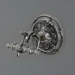 Крючок двойной Art&Max Barocco, настенный, форма округлая, латунь, для полотенец в ванную/туалет/душевую кабину, цвет хром, на стену, двойной, крючок для полотенец