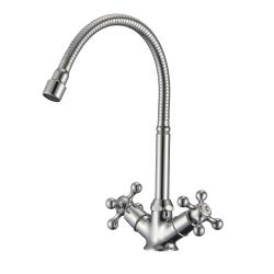 Смеситель для кухни/мойки Olives GIRONA 01435GR двухвентильный, поворотный, керамическая кран-букса, с гибким изливом цвет хром