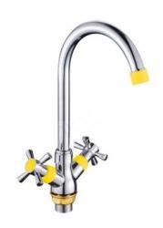 Смеситель для кухни/мойки Ekko, двухвентильный, поворотный, керамический, длина излива 155 мм, силумин, цвет хром/желтый