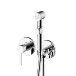 Смеситель IDDIS Axes с гигиеническим душем, встраиваемый, однорычажный, керамический, без излива, с гибким шлангом/лейкой, латунь, цвет хром, с крючком для полотенца