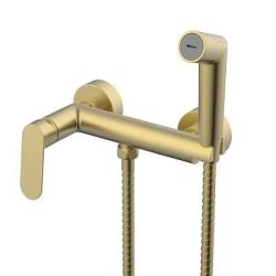 Смеситель с гигиеническим душем Splenka S41.51.03, настенный, однорычажный, керамический, без излива, с гибким шлангом/лейкой, латунь, цвет сатин золотой