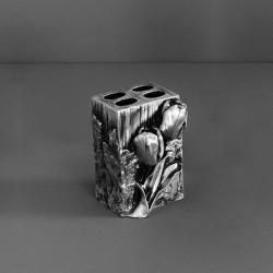 Держатель для зубных щеток Art&Max Tulip, настольный, латунь, форма прямоугольная, для зубных щеток в ванную/туалет/душевую кабину, цвет серебро