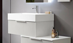 Тумба под раковину Cezares Premium Plisse 70, 70х44х25 см, подвесная, с выдвижным ящиком, МДФ, цвет: белый матовый, шкафчик навесной, механизм доводчика, прямоугольная