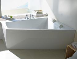 Ванна Duravit Paiova 170х100 см гидромассажная, пристенная, акриловая, цвет: белый, с рамой/сливом-переливом/фронтальной панелью, трапециевидная/угловая, с системой гидромассажа Air-System, c одним наклоном для спины, правая