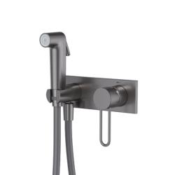 Смеситель IDDIS Duna с гигиеническим душем, встраиваемый, однорычажный, керамический, без излива, с гибким шлангом/лейкой, латунь, цвет графит матовый