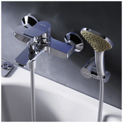 Смеситель для ванны/душа Am.Pm X-Joy однорычажный, хромированный, настенный, излив короткий, длина 164 мм, с аксессуарами, с шлангом/лейкой