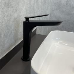 Смеситель для раковины/умывальника Comforty, однорычажный, неповоротный, керамический, высокий, длина излива 147 мм, латунь, цвет хром