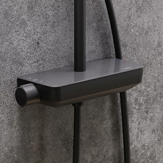 Душевая система Damixa Scandinavian Pure, высота 1050-1450 мм, цвет черный матовый, комплект: термостатический смеситель-полка/тропический душ (с верхней лейкой)/стойка/лейка/шланг, латунь/пластик