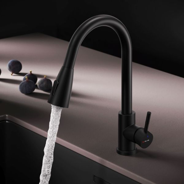 Смеситель для кухни/мойки Am.Pm X-Joy S однорычажный, поворотный, выдвижной излив, керамический, длина 223 мм, нержавеющая сталь/пластик, цвет черный