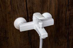 Смеситель для ванны/душа Orange OneLife, настенный, однорычажный, неповоротный, длина 139 мм, керамический, полимерный, цвет белый