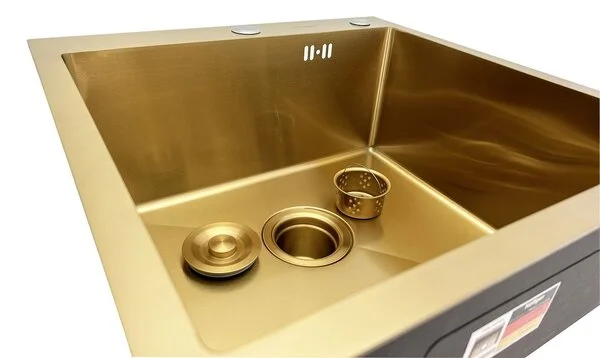 Мойка кухонная Hoffger 5050 врезная, Gold (золото) 500х500х225 мм нержавеющая сталь, с PVD покрытием, с отверстием под смеситель, без крыла, слив-перелив Мойка кухонная Hoffger 5050 врезная, Gold (золото) 500х500х225 мм нержавеющая сталь, с PVD покрытием, с отверстием под смеситель, без крыла, слив-перелив