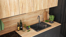 Мойка кухонная REA NILS 62х44х16 см, врезная сверху, гранитная, прямоугольная, цвет черный с вкраплением, с отверстием под смеситель/со смесителем, с крылом справа, слив-перелив Мойка кухонная REA NILS 62х44х16 см, врезная сверху, гранитная, прямоугольная, цвет черный с вкраплением, с отверстием под смеситель/со смесителем, с крылом справа, слив-перелив