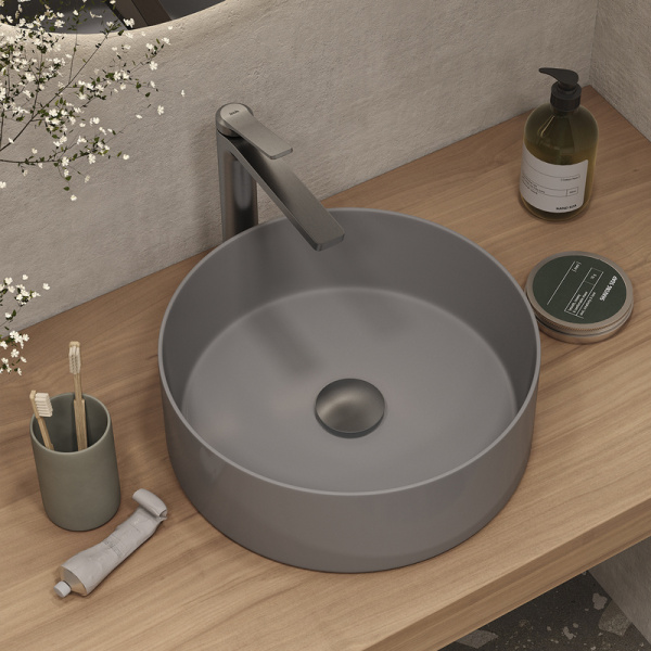 Донный клапан IDDIS Slide 1 1/4" цвет матовый графит, 68х68х87 мм латунь, без перелива SLIGM10i88