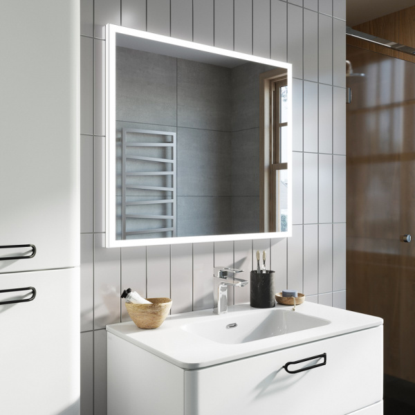 Зеркало IDDIS Brick, 80х70х29 см, с LED/ЛЕД-подсветкой, прямоугольное, с антизапотеванием, выключатель сенсорный, для ванны, навесное/подвесное/настенное