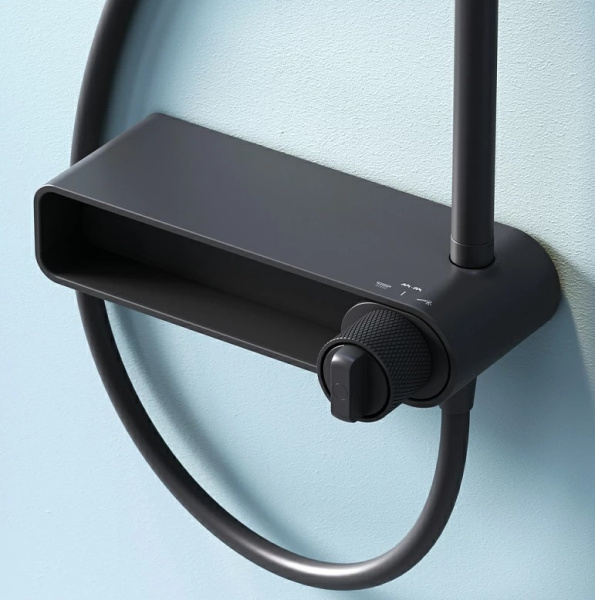 Душевая система AM.PM X-Joy, высота 1460 мм, цвет черный, комплект: однорычажный смеситель/тропический душ (с верхней лейкой)/стойка/лейка/шланг, наружного монтажа