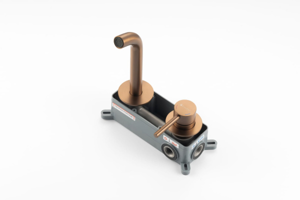 Смеситель для раковины/умывальника Knotlor Eclipse встраиваемый, однорычажный, неповоротный, длина излива 190 мм, керамический, нержавеющая сталь, цвет бронза, матовая