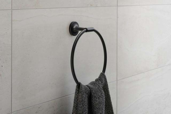 Полотенцедержатель Duravit Starck T, кольцевой, одинарный, настенный, поворотный, d=21 см, металлический, форма круглая, для полотенец, в ванную/туалет/душевую кабину, цвет матовый черный, к стене