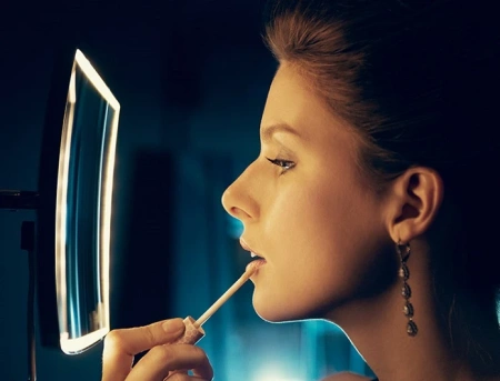 Зеркало Keuco iLook_ move косметическое, подсветка, квадратное, настенное, увеличение x 5, хром, кабель со штекером, латунь