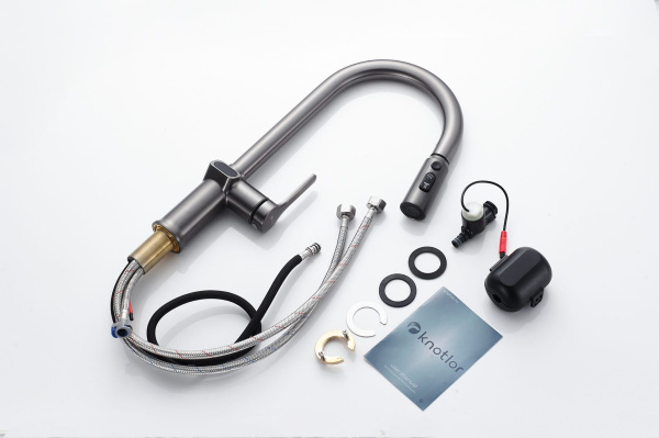 Смеситель для кухни/мойки Knotlor Inspiration, однорычажный, поворотный/выдвижной, с индикатором температуры, керамический, длина излива 175 мм, латунь, цвет вороненая сталь