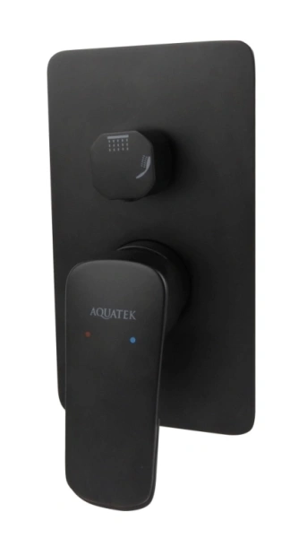 Душевая система Aquatek Вега встраиваемая, цвет черный матовый, комплект: однорычажный смеситель/тропический душ (с верхней лейкой)/душевой гарнитур/подключение для шланга, без излива, внутренний (скрытый) монтаж