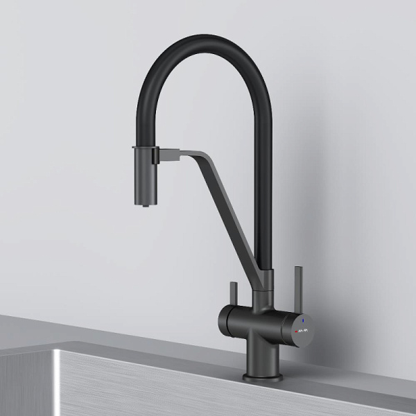 Смеситель для кухни/мойки AM.PM Func высокий, С-излив, гибкий, однорычажный, с каналом для питьевой воды, поворотный, керамический, длина излива 195 мм, нержавеющая сталь/цинк/латунь/силикон, цвет черный