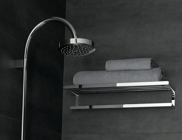 Полка Keuco Elegance New, одинарная, 620 мм настенная/подвесная, латунь, прямоугольная с полотенцедержателем, в ванную/туалет/душевую кабину, цвет хром