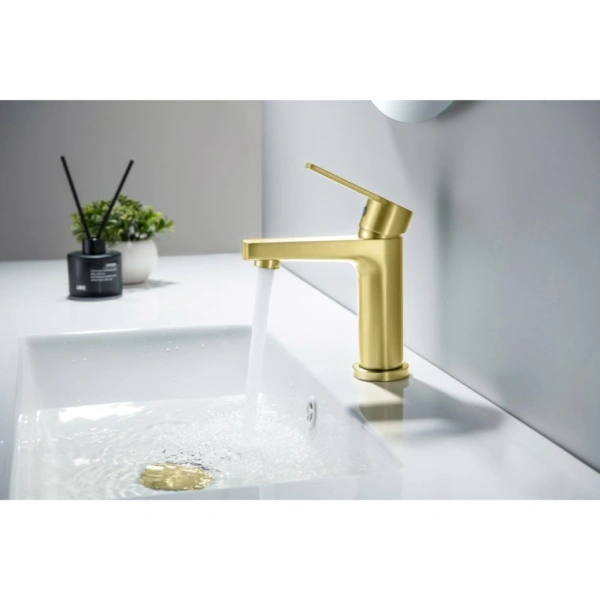Смеситель для раковины/умывальника Aquatek Лугано однорычажный, неповоротный, фиксированный излив, длина 106 мм высота 106 мм, латунь, цвет шлифованное золото