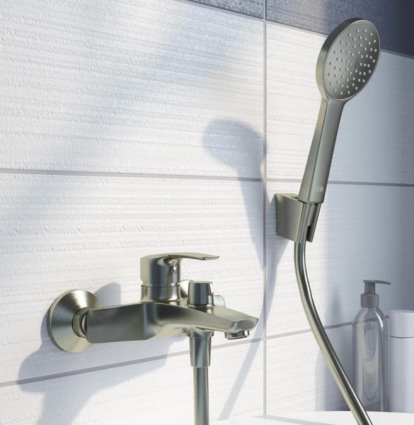 Смеситель для ванны/душа IDDIS Ray RAYBN02i02 однорычажный, неповоротный, настенный, керамический картридж, длина излива 177 мм, латунь, цвет сатин