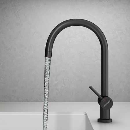 Смеситель для кухни/мойки Abelsberg Aera с каналом для фильтрованной воды, однорычажный, поворотный, керамический картридж, излив 205 мм, высота излива 230 мм латунь, цвет вулканический черный