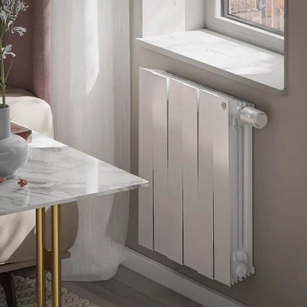 Радиатор отопления Royal Thermo PianoForte 500 Bianco Traffico VDR80 (6 секций) биметаллический, нижнее, правое подключение, для квартиры, дома, водяные, мощность 1134 Вт, настенный, батарея, белый