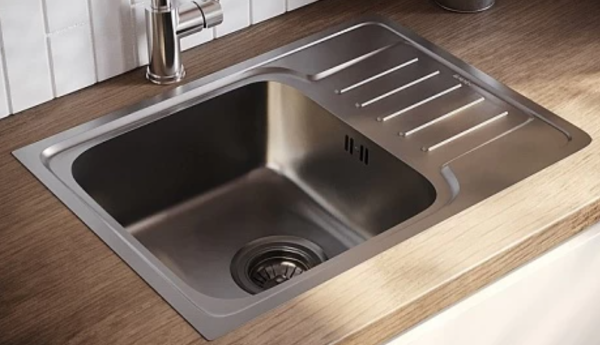 Мойка кухонная IDDIS Sound, 60,5х44х18 см, нержавеющая сталь, прямоугольная, цвет сатин шелк,, без отверстия под смеситель, с крылом, оборачиваемая Мойка кухонная IDDIS Sound, 60,5х44х18 см, нержавеющая сталь, прямоугольная, цвет сатин шелк,, без отверстия под смеситель, с крылом, оборачиваемая