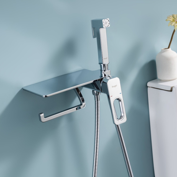 Смеситель с гигиеническим душем Raglo R51.55 встраиваемый, однорычажный, керамический, с полкой и бумагодержателем, без излива, с гибким шлангом/лейкой, латунь, цвет хром