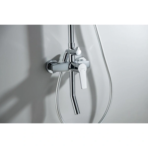 Душевая система Aquatek Лугано со смесителем, высота 1033-1483 мм цвет хром, комплект: однорычажный смеситель/излив/тропический душ (с верхней лейкой)/лейка/стойка/шланг, нержавеющая сталь/латунь Душевая система Aquatek Лугано со смесителем, высота 1033-1483 мм цвет хром, комплект: однорычажный смеситель/излив/тропический душ (с верхней лейкой)/лейка/стойка/шланг, нержавеющая сталь/латунь