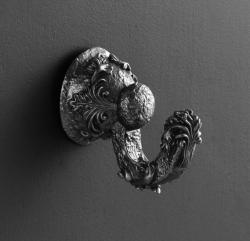 Крючок одинарный Art&Max Sculpture, настенный, форма округлая, латунь, для полотенец в ванную/туалет/душевую кабину, цвет серебро, на стену, одинарный, крючок для полотенец