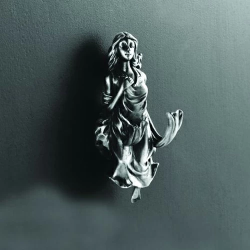 Крючок одинарный Art&Max Athena, настенный, форма нестандартная, латунь, для полотенец в ванную/туалет/душевую кабину, цвет серебро, на стену, одинарный, крючок для полотенец